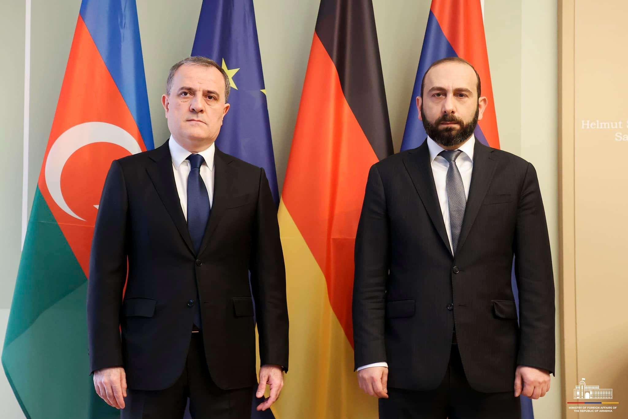 Токаев: Приветствую согласие Баку и Еревана провести переговоры глав МИД в Алматы
