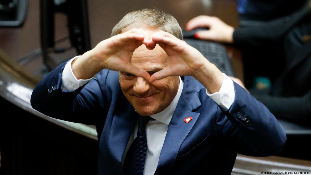 Donald Tusk Polsha bosh vaziri etib saylandi