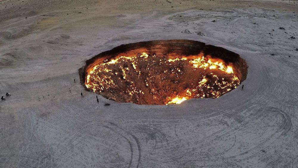 Turkmenistan came up with a way to put out the gas crater "Gates of Hell"