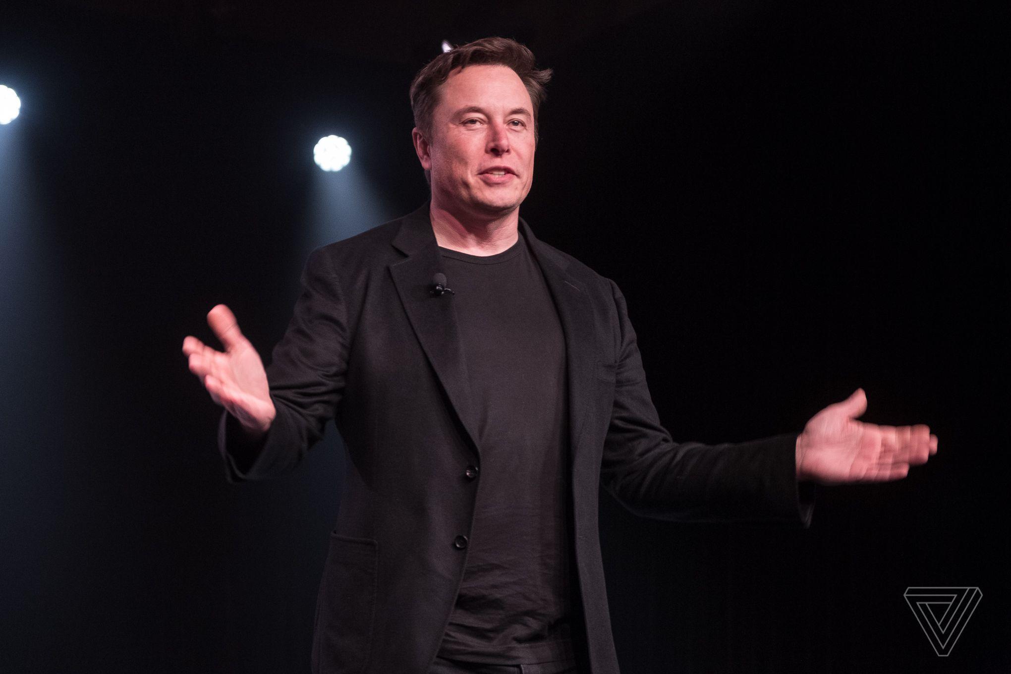 Musk may have borrowed money from SpaceX to buy Twitter media