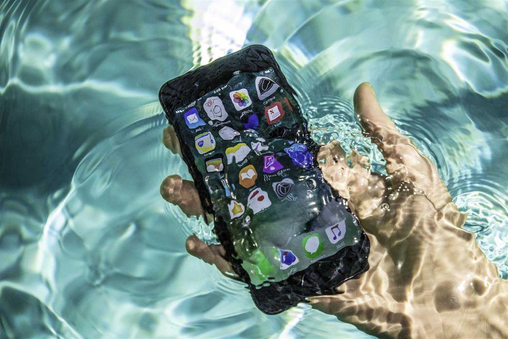 iPhone to be used underwater