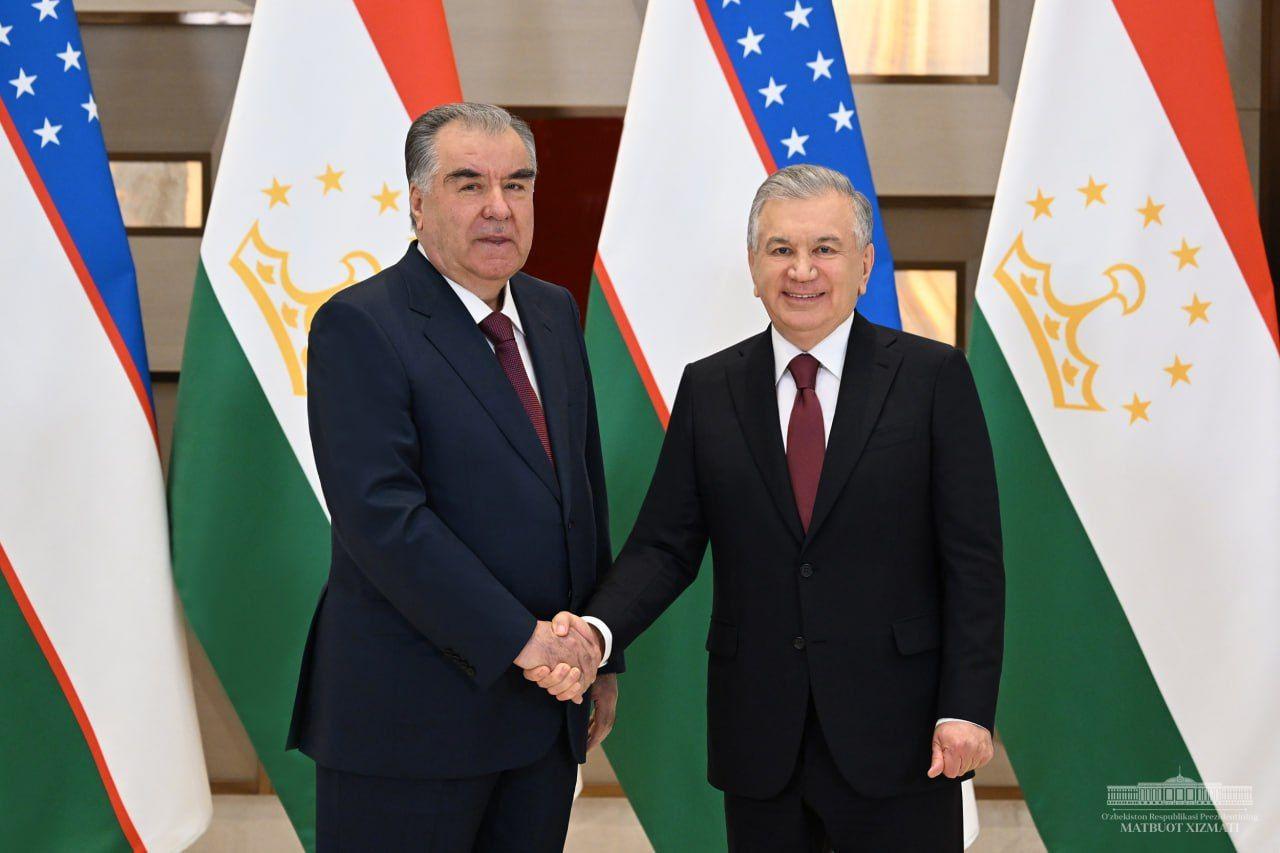 Shavkat Mirziyoyev Emomali Rahmonni tavallud kuni bilan tabrikladi