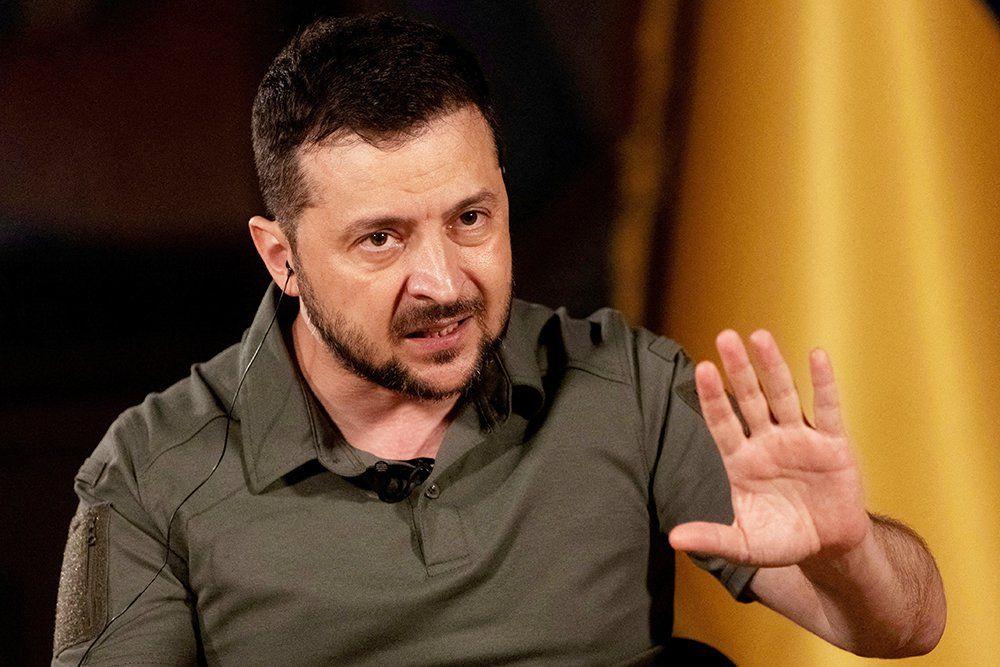 Зеленский: Для остановки войны территория Украины должна быть под "зонтом НАТО"