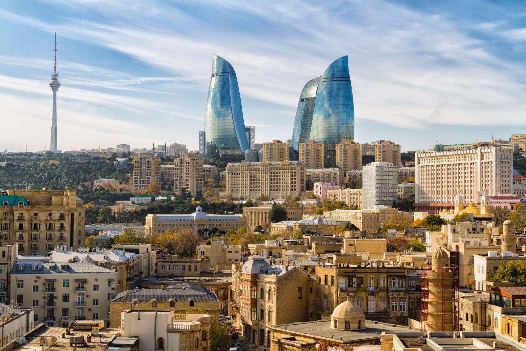 Узбекистанцы смогут пребывать в Азербайджане без регистрации 15 дней