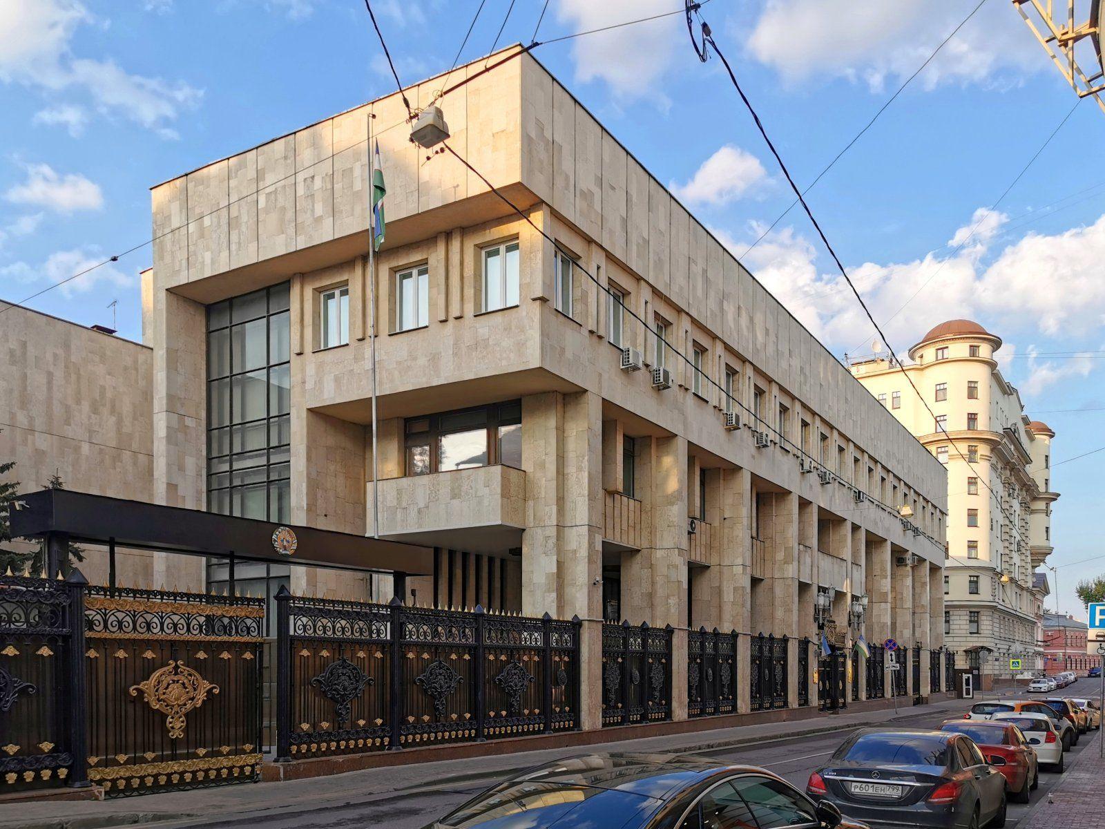 Посольство Узбекистана в Москве организует меры помощи для возможных пострадавших граждан