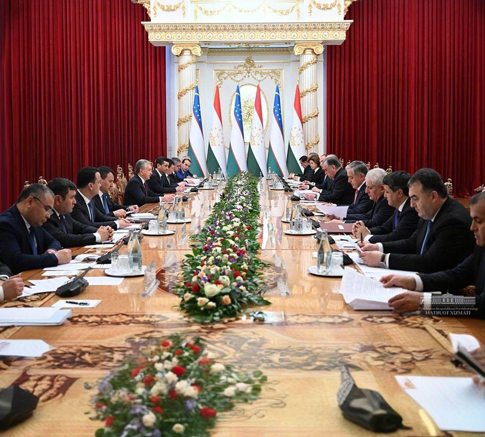 Presidents of Uzbekistan and Tajikistan hold talks on deepening allied relations