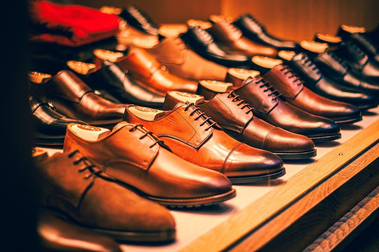 What is being done to export Uzbekistan's leather and footwear products to the world market?