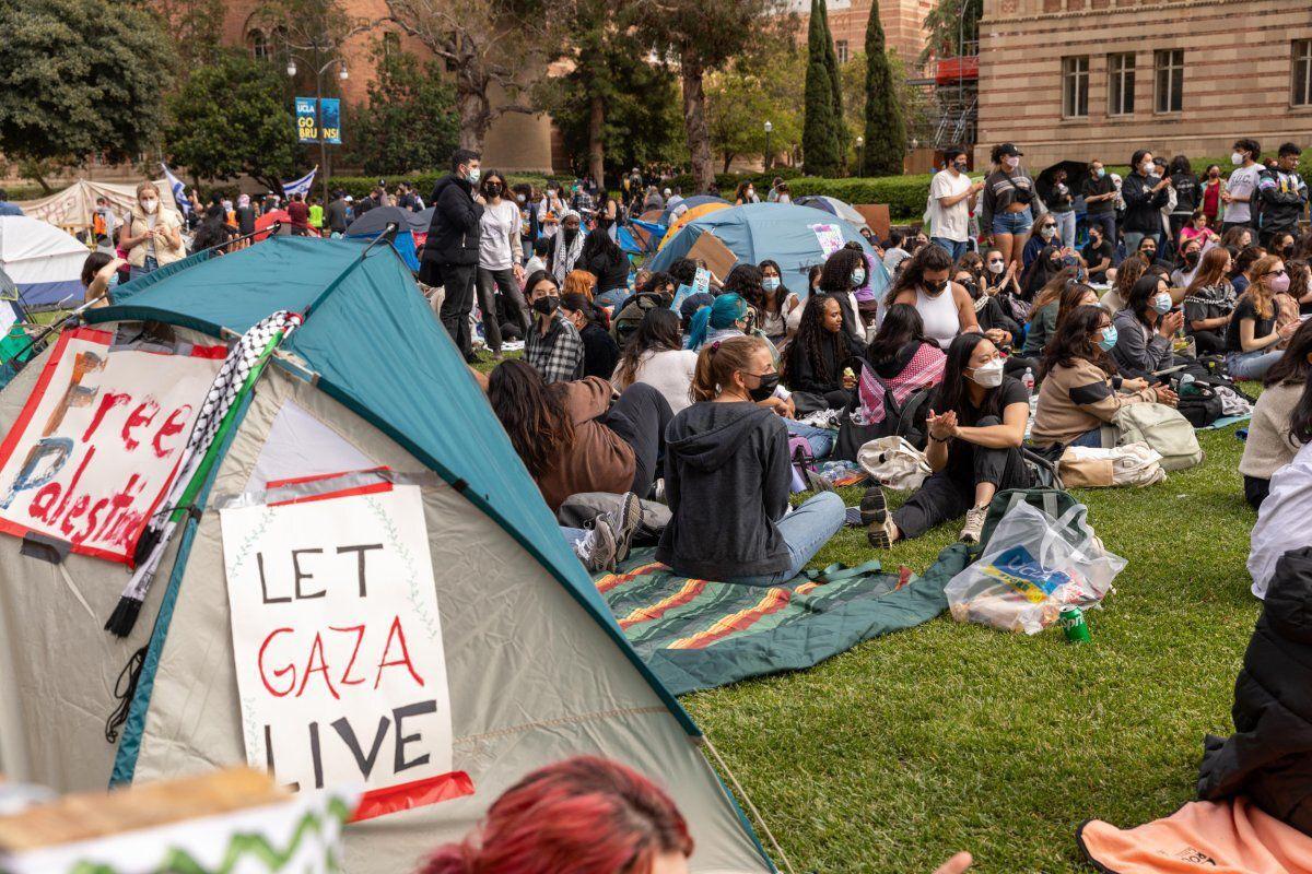 Университет в США начал отстранять от занятий пропалестинских активистов