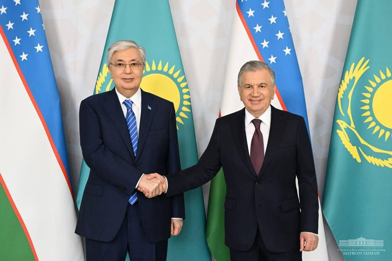 The leaders of Uzbekistan and Kazakhstan emphasized the importance of further expanding multifaceted cooperation