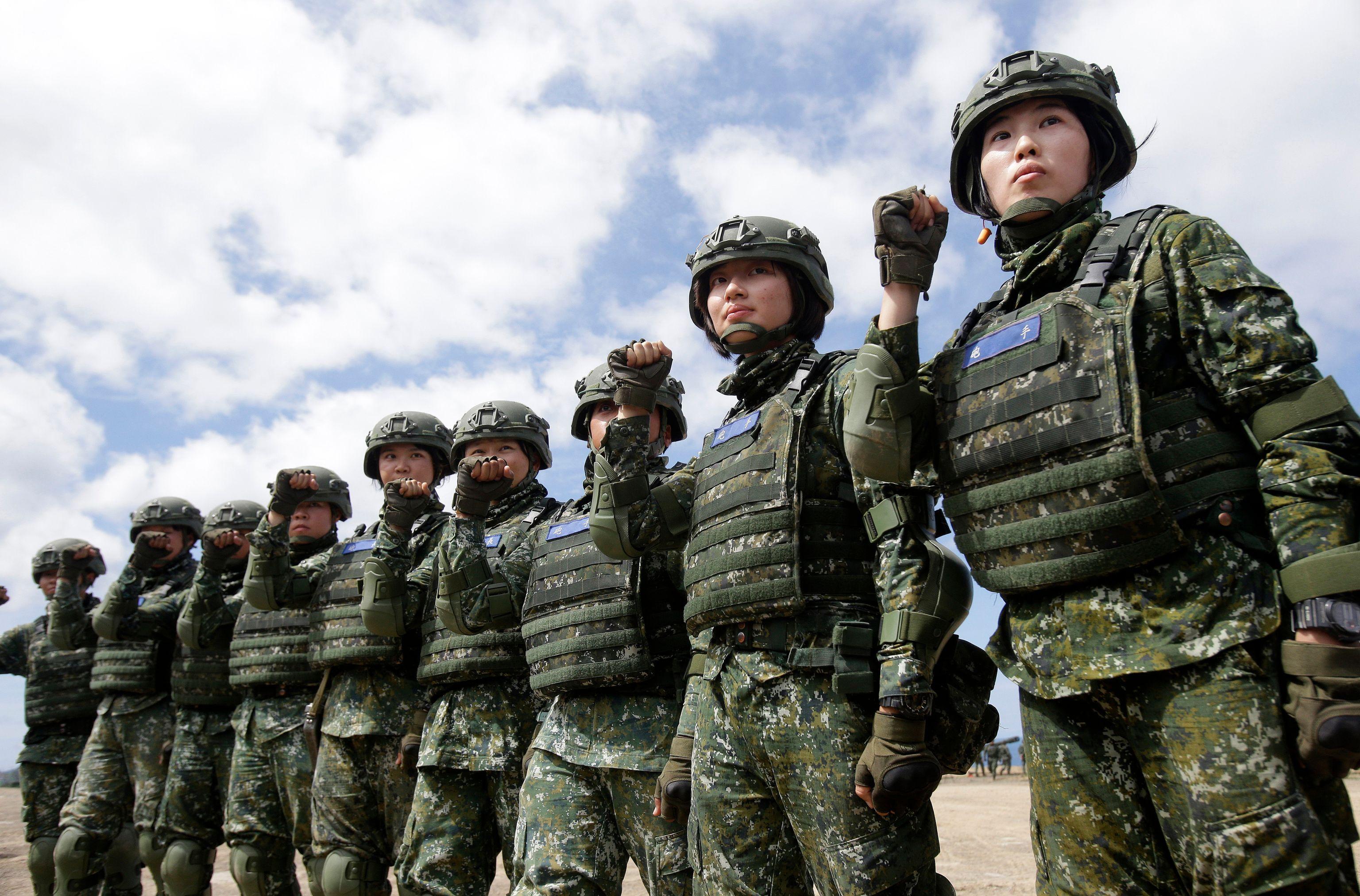 Taiwan mobilises forces after China starts military drills