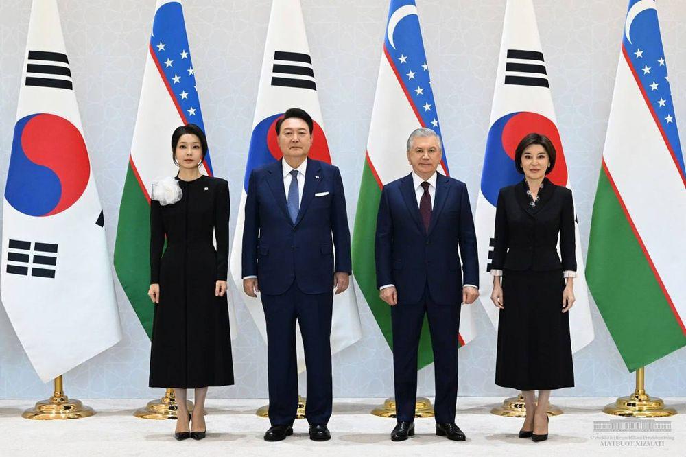 The ceremony of solemn welcoming of the President of the Republic of Korea was held