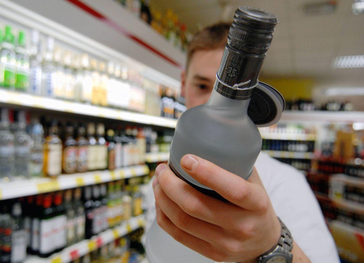 State Control Over the Production of Alcohol and Tobacco Products to Be Improved