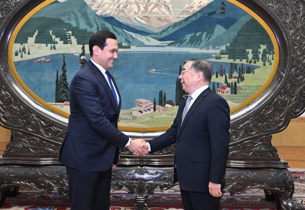 Uzbekistan President's Special Advisor Visits China