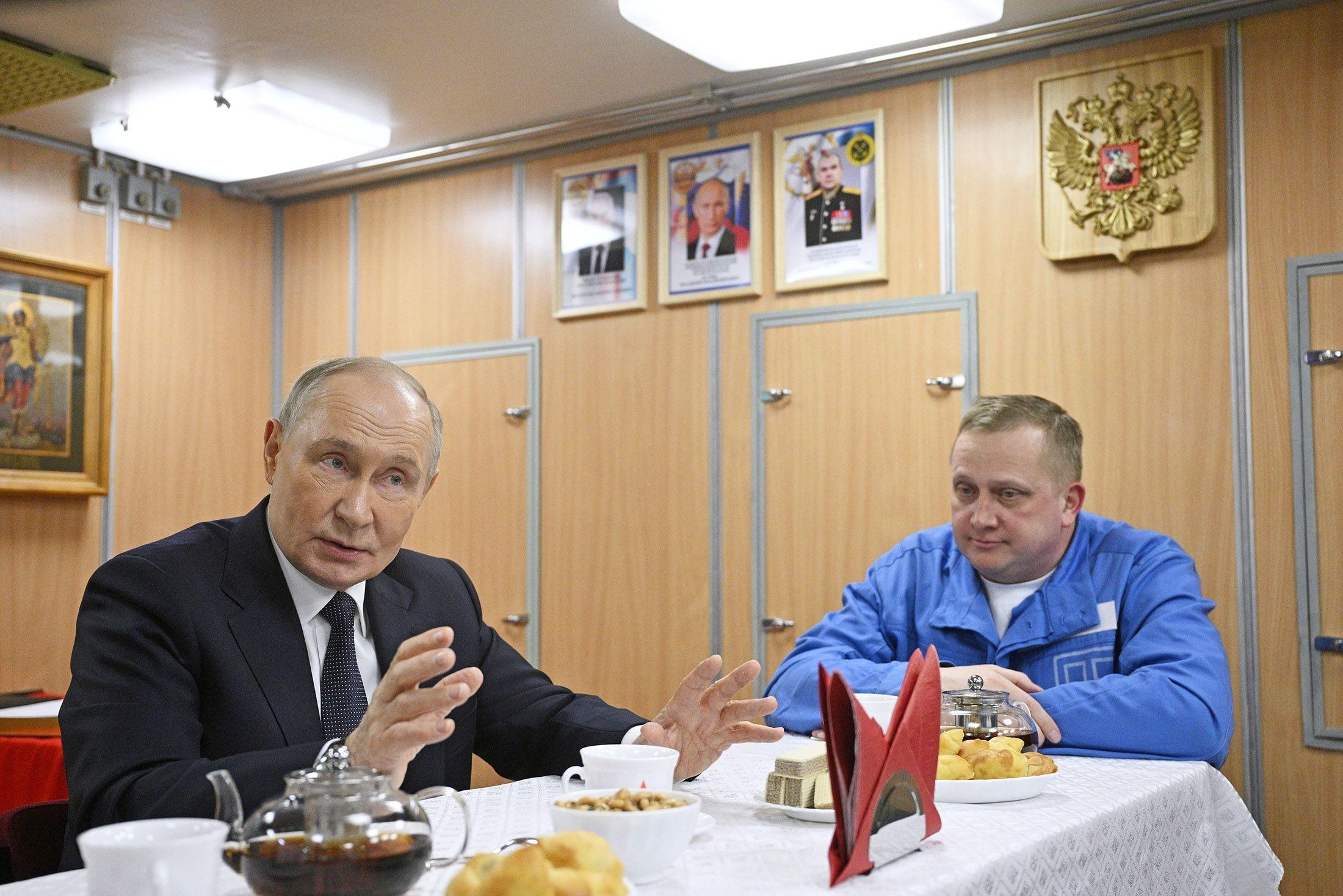 Putin Proposed Introducing "Temporary Administration" in Ukraine