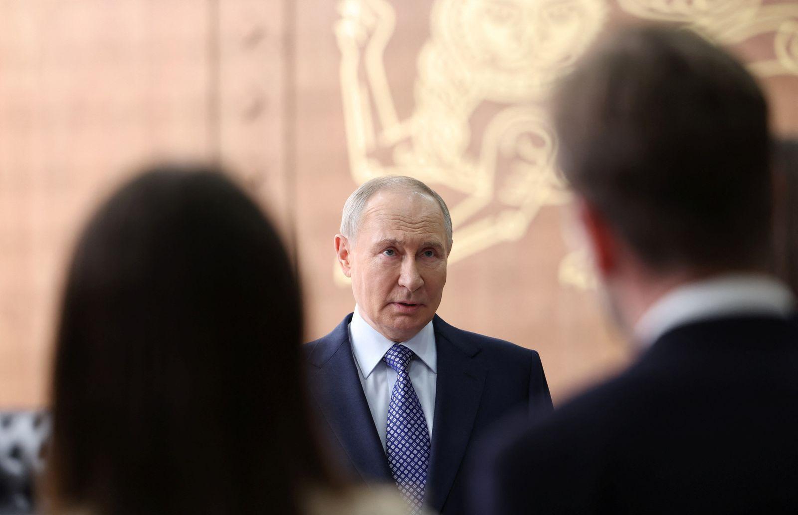 Putin ilk bor Zelenskiy taklifini jiddiy ko‘rib chiqishga tayyorligini aytdi