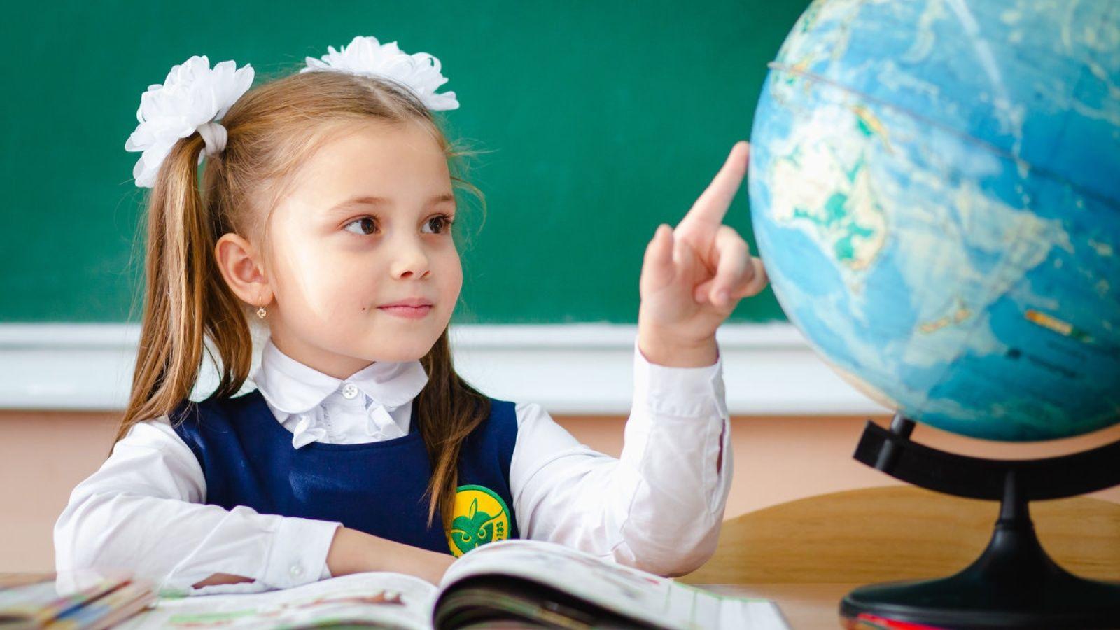 Admission to the first grades has begun in Uzbekistan