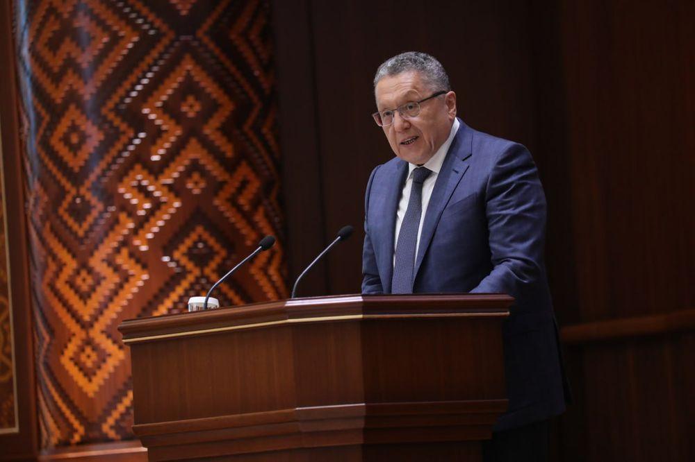 Нерезиденты с начала 2022 года вложили в банковские депозиты почти $900 млн