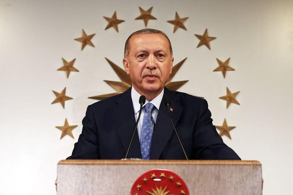 Turkey's Erdogan sworn in for new term as president