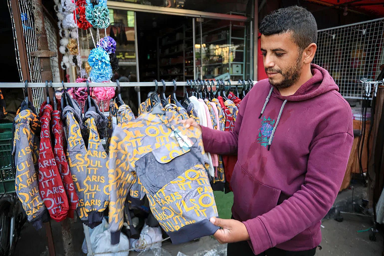 ‘We’re not here to beg’: Gaza residents’ anger over steep rise in prices