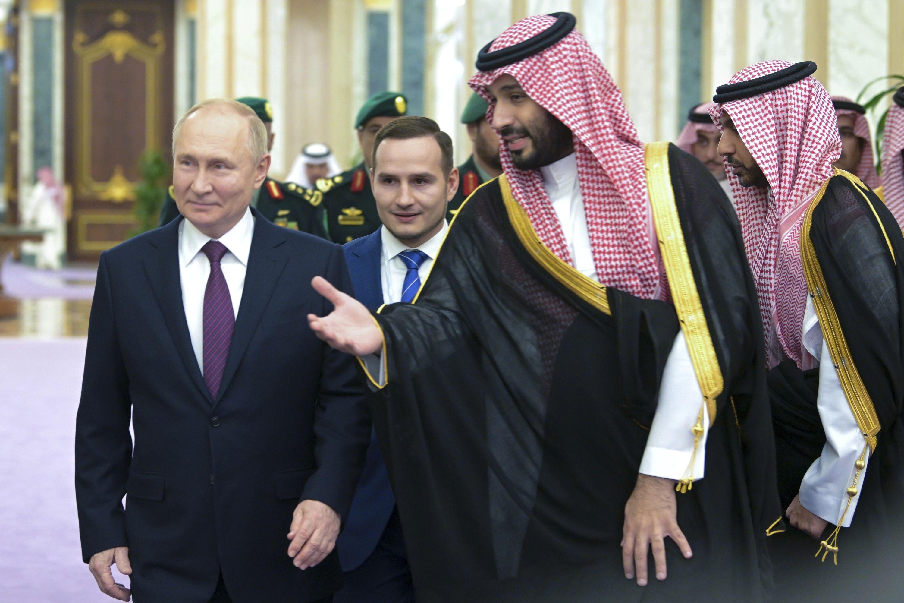 Путин в течение суток провел переговоры с Президентом ОАЭ и принцем Саудовской Аравии