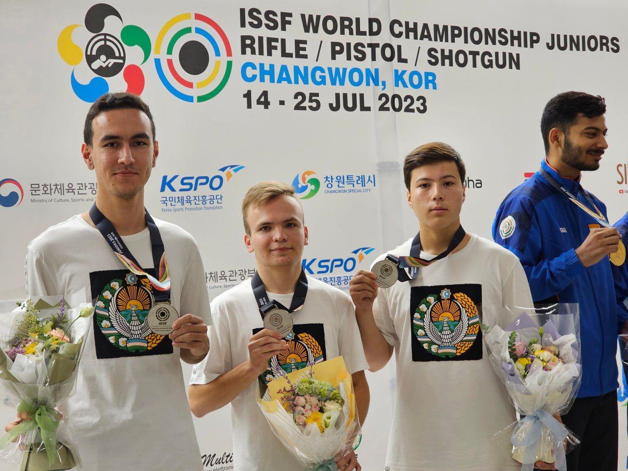 Спортсмены Узбекистана завоевали две серебряные медали на ЧМ