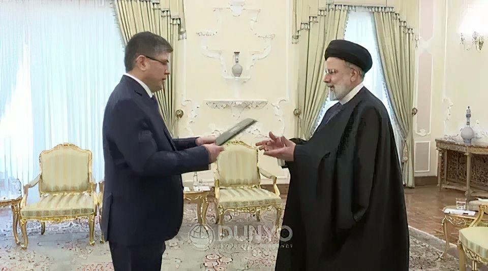 Посол Узбекистана вручил Президенту Ирана верительные грамоты