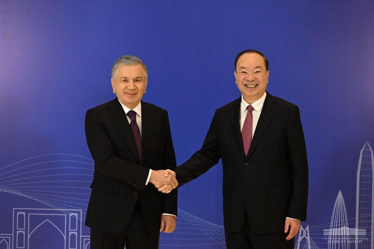 Узбекистан расширит сотрудничество с компаниями Huawei, BYD и ZTE